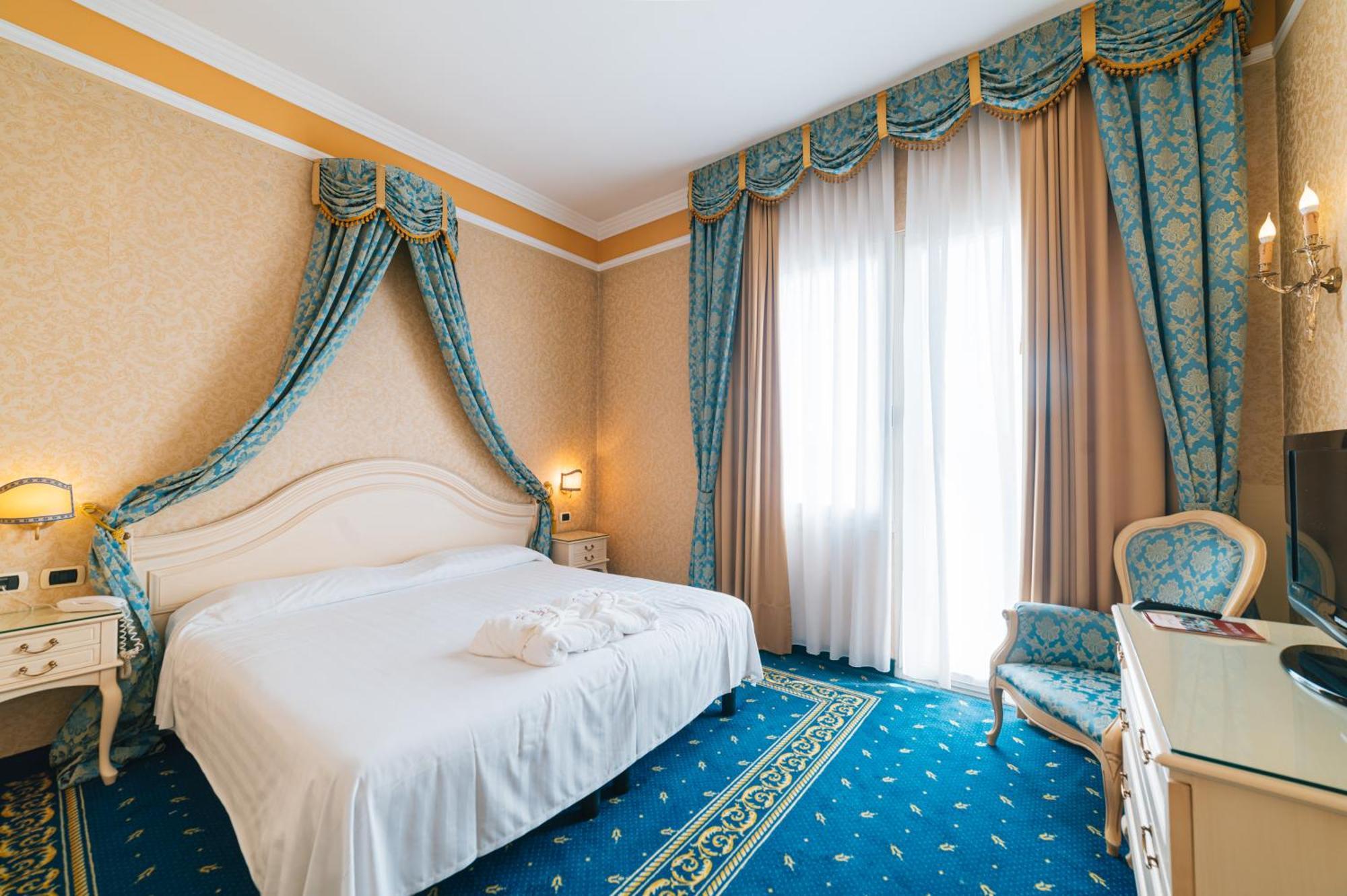 Hotel Terme Helvetia Abano Terme Exteriör bild