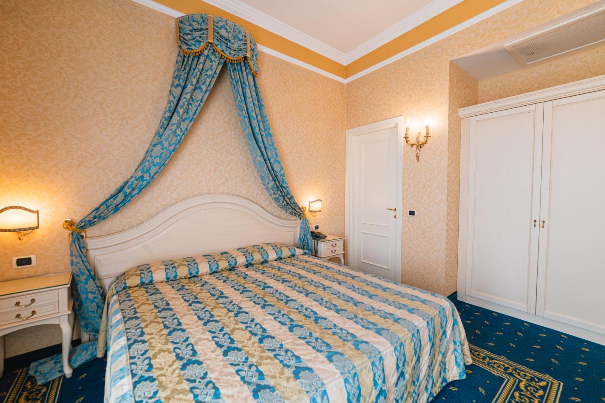 Hotel Terme Helvetia Abano Terme Exteriör bild