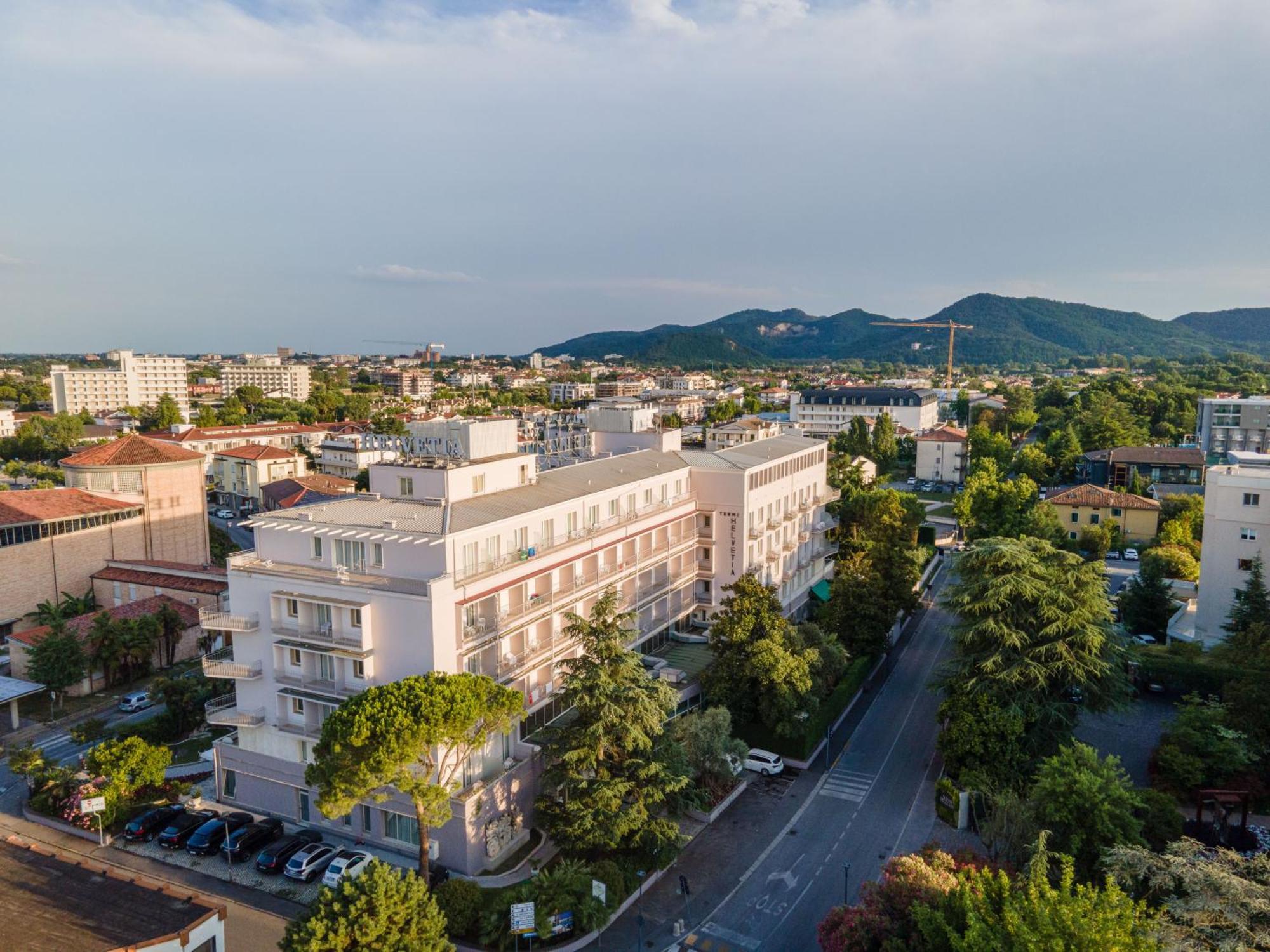 Hotel Terme Helvetia Abano Terme Exteriör bild