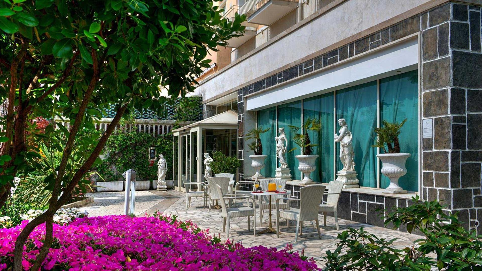 Hotel Terme Helvetia Abano Terme Exteriör bild