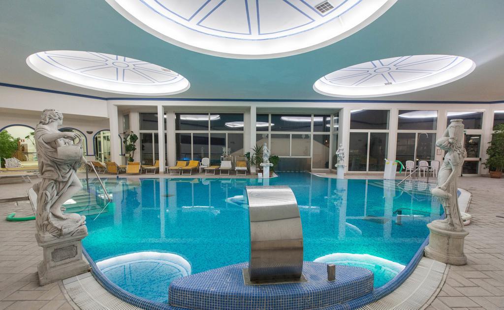 Hotel Terme Helvetia Abano Terme Exteriör bild